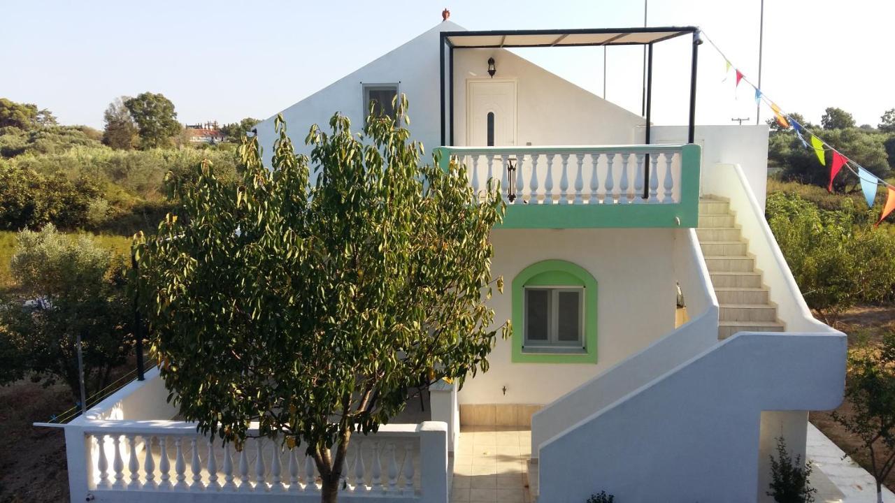Ferienwohnung Natalya Lixouri Exterior foto