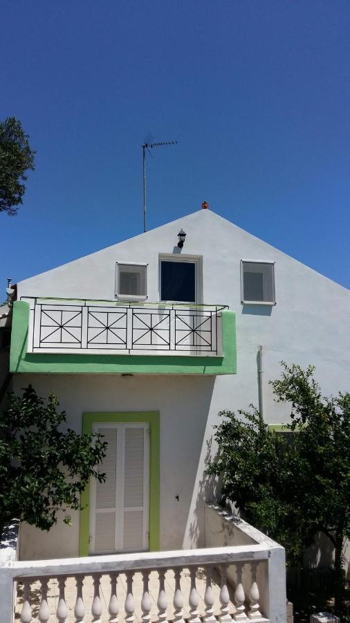 Ferienwohnung Natalya Lixouri Exterior foto