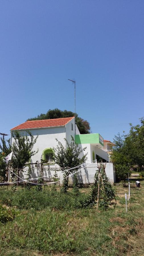 Ferienwohnung Natalya Lixouri Exterior foto